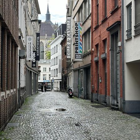 Place To Stay In Antwerp City Exterior foto